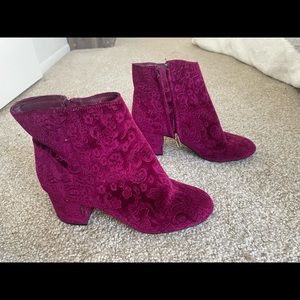 Fuchsia booties